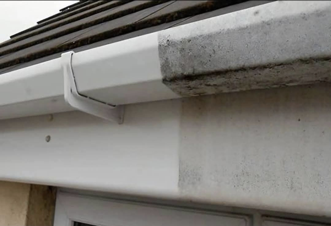 Fascia and soffit cleaning by K2 Pressure