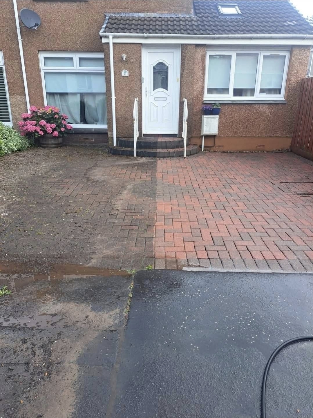 Pressure washing results by K2 Pressure